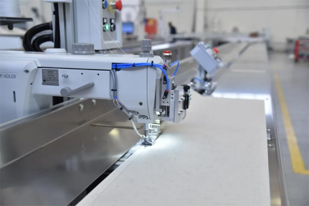 MÁQUINA DE COSER LINEAL SEMIAUTOMÁTICA SM-100-CA CUTTING EDGE ...